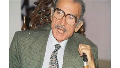 اخبار ماسبيرو.. مشوار حياة أحمد مظهر في حديث الذكريات بالإذاعة