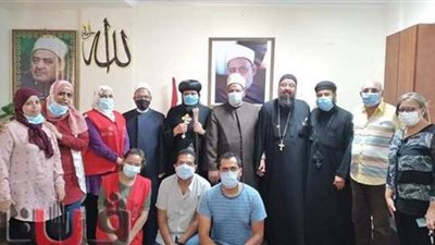 رئيس منطقة البحر الأحمر الأزهرية يلتقي وفد الفريق الطبي لمبادرة 