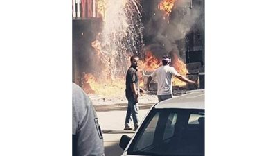 حريق يلتهم مطعمًا من طابقين في المنصورة | صور