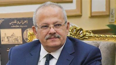 فريق أوركسترا جامعة القاهرة يحتفل بأكتوبر  بباقة من الأغاني الوطنية في الحرم الجامعي