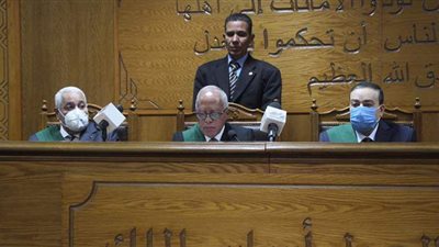 مد أجل  الحكم على 96 متهما في اعتصام رابعة لـ٥ نوفمبر