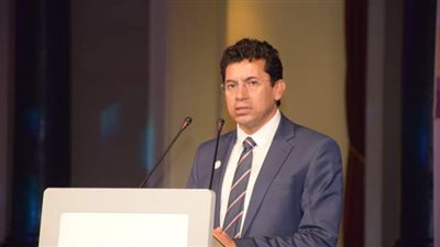 اتحاد الكرة ينتظر قرار وزير الرياضة لمنع مرتضى منصور  من حضور المباريات