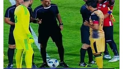 بيحب الإنذارات.. تعرف على أرقام محمد يوسف حكم لقاء الأهلي وإنبي بالموسم الحالي