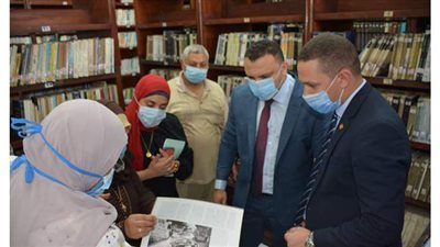 نائب محافظ  الدقهلية ينفقد مكتبتى مصر العامة بالمنصورة | صور
