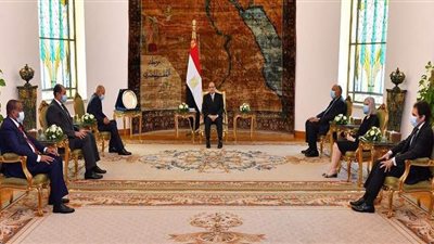 السيسي يؤكد دعم مصر لجهود الجامعة العربية لتعزيز التعاون بين العرب