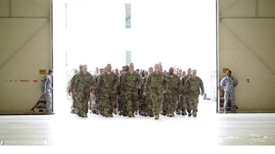 واشنطن تخفض عدد القوات الأمريكية في أفغانستان