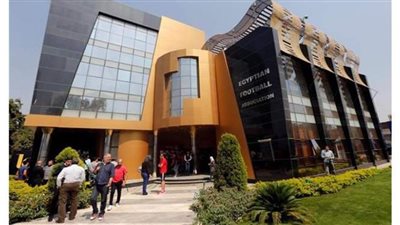 أول رد من المدربين على قرار اتحاد الكرة بمنعهم من التعاقد مع فريقين في موسم واحد