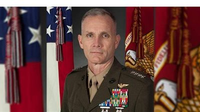 إصابة مساعد قائد سلاح مشاة البحرية الأمريكية بفيروس كورونا