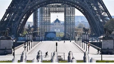 فرنسا تسجل أعلى حصيلة إصابات يومية بكورونا منذ بدء الجائحة