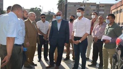 محافظ القليوبية يتفقد مشروعات مدينتي الخانكة والعبور