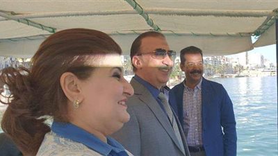 محافظ الإسكندرية يشهد  احتفالا في البحر بنصر أكتوبر