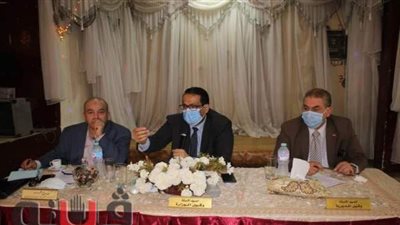 وكيل الوزارة يعقد اجتماعاً موسعاً لجميع مديري الإدارات استعداداً للعام الدراسي الجديد