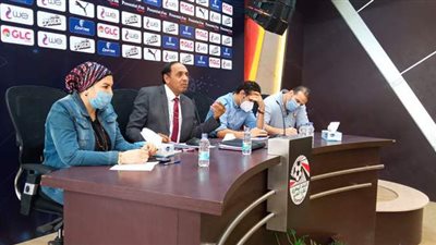 تعليمات القيد .. اتحاد الكرة يمنع المدير الفني من تدريب فريقين بنفس الموسم