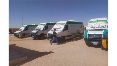 قوافل حياة كريمة توقع الكشف الطبي على 288 حالة بقرى الأربعين بالوادى الجديد