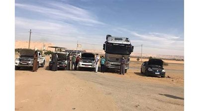 القوافل المرورية تفحص ٥٧٩ مركبة بقرى ومدن الوادي الجديد