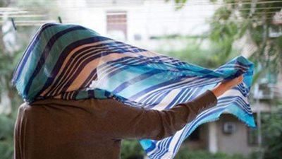 تفسير حلم خلع الحجاب في المنام وعلاقته بالخلافات الزوجية والفقر والولادة المتعثرة