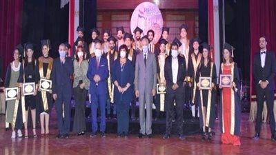 عبد الدايم و راشد يكرمان 15 من أساتذة أكاديمية الفنون وخريجى الموسيقى العربية