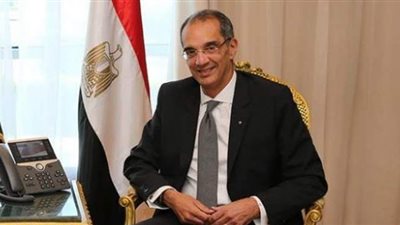 وزير الاتصالات يلتقي وفد هواوي لبحث التعاون المشترك