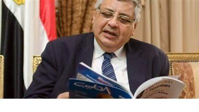مستشار الرئيس:  مصر لم تدخل الموجة الثانية لكورونا