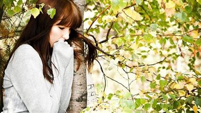 أعراض الإصابة باكتئاب الخريف.. وأفضل طرق العلاج
