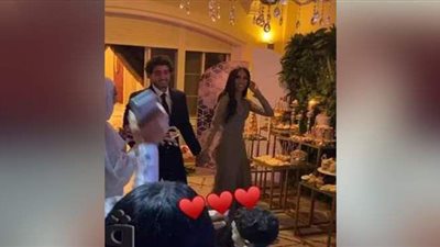محمد هاني يحتفل بخطوبته على شقيقة زوجة حسام غالي