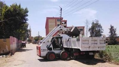 استمرار حملات النظافة ورفع القمامة والتراكمات بمدينة فاقوس أيام العطلات