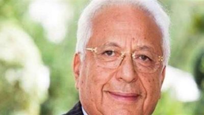 أحمد عكاشة يحذر من متابعة أخبار كورونا أكثر من مرة يوميا لمدة ٥ دقائق | فيديو