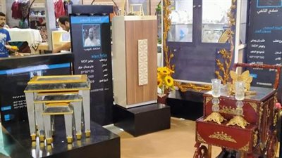 غرفة الأخشاب تشارك في معرض تراثنا للحرف اليدوية | صور