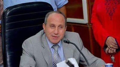 رفع الجزاءات الموقعة على  العاملين بكهرباء القناة