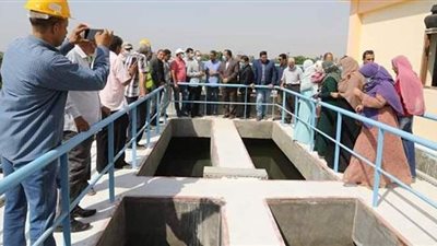 نائب محافظ سوهاج يرافق شباب مبادرة 