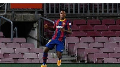 فاتي يفوز بجائزة لاعب الشهر في الدوري الإسباني