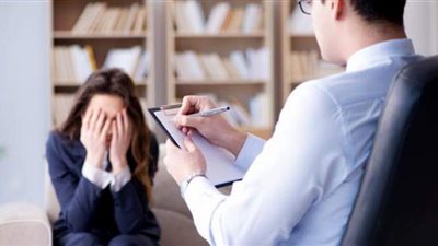 قبل الاحتفال باليوم العالمي للصحة النفسية.. الحالة المزاجية للمصريين في أرقام.. ٢٥% منهم يعانون مشاكل نفسية.. ١.٦ مصابون بالقلق و3.1% يشتكون من الاكتئاب