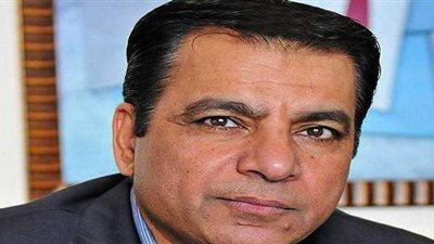 خطوط وظلال تصدر 