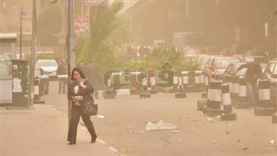20 صورة ترصد العاصفة الترابية في البلاد
