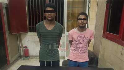 ضبط عاطلين لفرضهما الإتاوات على سائقى السيارات بموقف 15 مايو