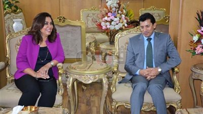 محافظ دمياط تستقبل وزير الشباب والرياضة قبل تفقده عدد من المنشآت