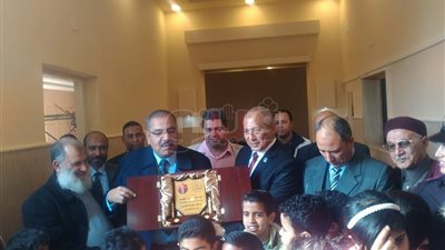 مسيرة تعليم مطروح لمديرية الأمن للتهنئة بعيد الشرطة (صور)