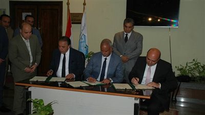 البيئة والبنك الأهلي المصري يوقعان اتفاقية «التحكم في التلوث الصناعي»