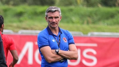 كارتيرون يجتمع مع لاعبي الأهلي.. تعرف على التفاصيل