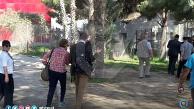 بالصور.. وفد أوروبي يتفقد أوضاع معبر رفح البري بغزة