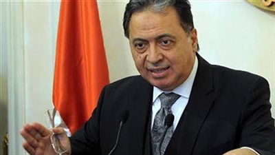 وزير الصحة يشدد على توفير مخزون دم كاف بالمحافظات