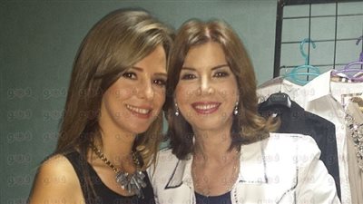 ميرفت أمين تواصل تصوير 