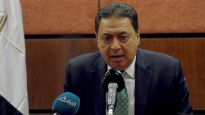 وزير الصحة: 16 حالة مرضية ترددت على المستشفيات حتى الآن