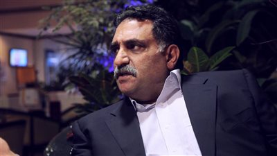 عزمي بشارة ينفي توليه أي دور للتوسط بين قطر والسعودية