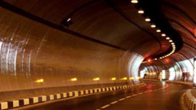 انتظام الحركة المرورية بالقاهرة والجيزة.. وإغلاق نفق الأزهر نصف ساعة