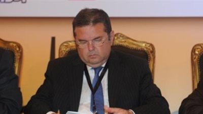 قطاع الأعمال: زراعة 10 آلاف فدان قطن قصير التيلة لتطوير الغزل والنسيج