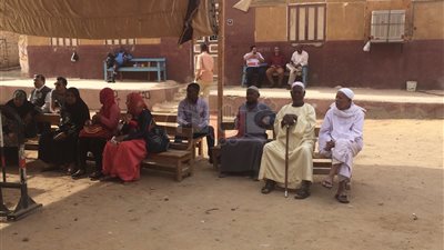 مأموريات أمنية لنقل كبار السن إلى لجان الانتخابات