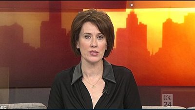 بالصور.. مذيعة تهين دونالد ترامب وأنصاره على الهواء