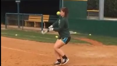 بالفيديو.. نهاية قاسية لفتاة فشلت في صد كرة