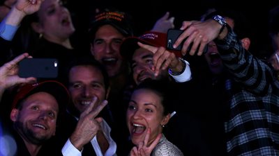 بالصور.. 7 لقطات ترصد فرحة أنصار ترامب بتفوقه على كلينتون